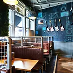 St Christopher\'S Inn Hammersmith